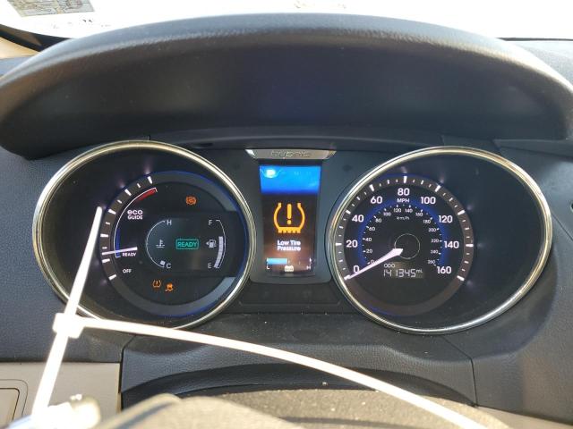 Photo 9 from auction – 2011 HYUNDAI SONATA HYB with VIN KMHEC4A45BA018301