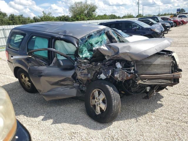 Photo 4 from auction – 2011 FORD ESCAPE XLS with VIN 1FMCU0C77BKA61701