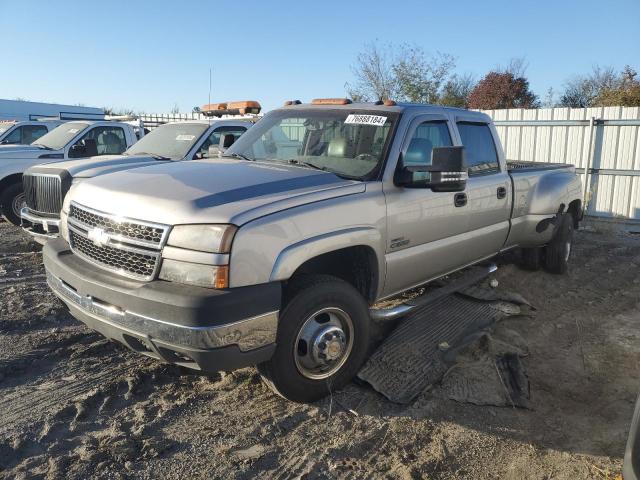 Photo 2 from auction – 2005 CHEVROLET SILVERADO with VIN 1GCJC33295F842978
