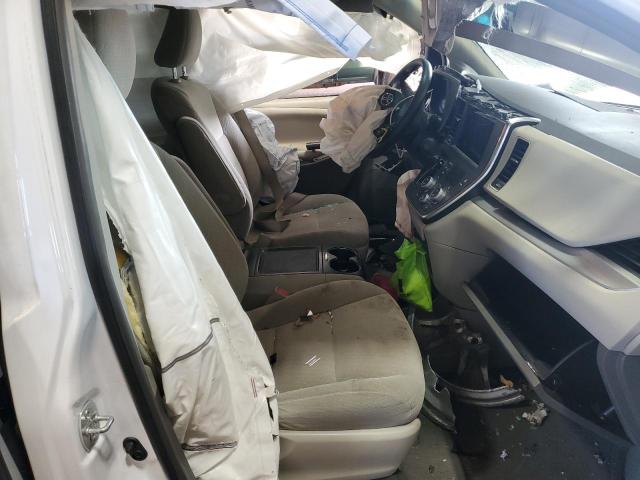 Photo 7 from auction – 2015 TOYOTA SIENNA LE with VIN 5TDKK3DCXFS573969