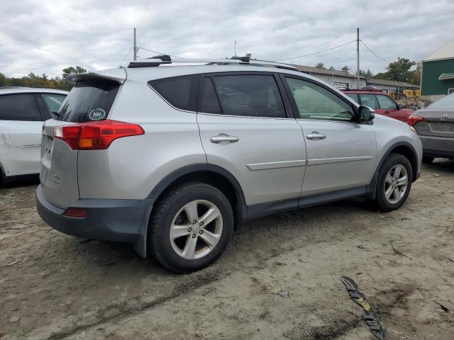 Photo 3 from auction – 2014 TOYOTA RAV4 XLE with VIN JTMRFREV6EJ005400