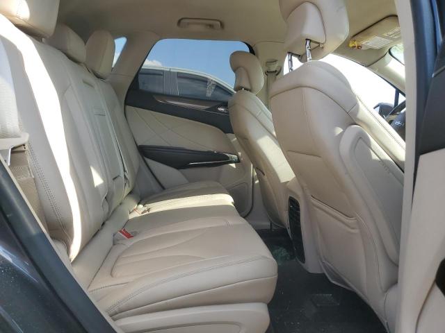 Photo 10 from auction – 2017 LINCOLN MKC PREMIE with VIN 5LMCJ1C99HUL40433