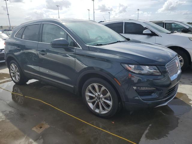 Photo 4 from auction – 2019 LINCOLN MKC SELECT with VIN 5LMCJ2C93KUL27660