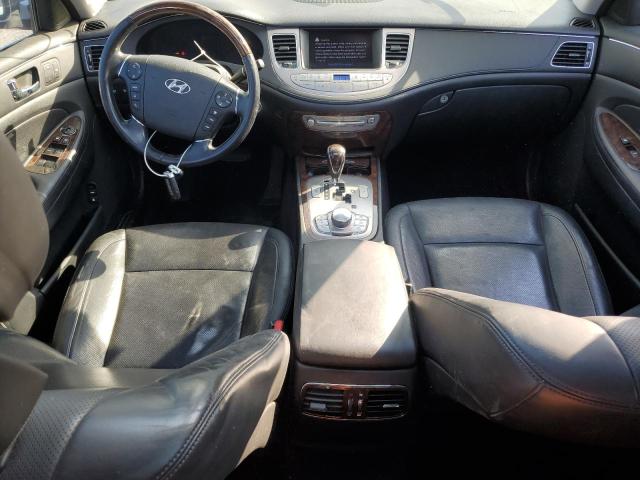 Photo 8 from auction – 2010 HYUNDAI GENESIS 4. with VIN KMHGC4DF7AU097280