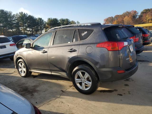 Photo 2 from auction – 2013 TOYOTA RAV4 XLE with VIN JTMRFREV2DD005293