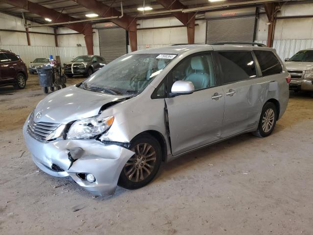 Photo 1 from auction – 2015 TOYOTA SIENNA XLE with VIN 5TDYK3DC2FS601676