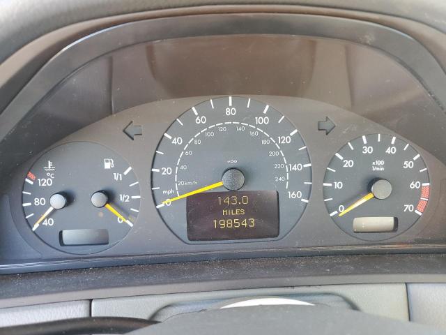 صورة رقم 9 من المزاد - 2000 MERCEDES-BENZ E 320 مع VIN WDBJF65J4YB097144
