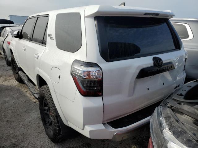 Photo 6 from auction – 2018 TOYOTA 4RUNNER SR with VIN JTEBU5JR2J5547116