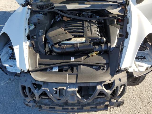 Photo 12 from auction – 2013 PORSCHE CAYENNE with VIN WP1AA2A24DLA01801