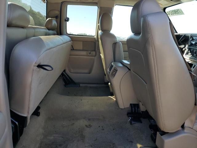 Photo 10 from auction – 2005 CHEVROLET SILVERADO with VIN 1GCEK19B95E122568