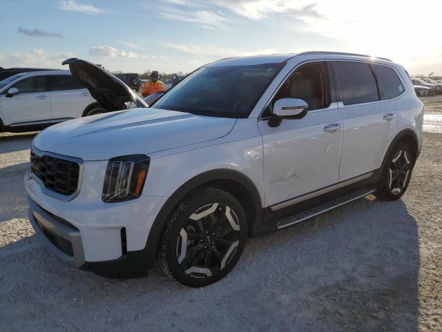 KIA TELLURIDE 2023 with VIN 5XYP6DGC2PG336872 - Photo from auction
