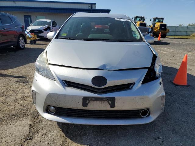 Photo 5 from auction – 2013 TOYOTA PRIUS V with VIN JTDZN3EU3D3207668