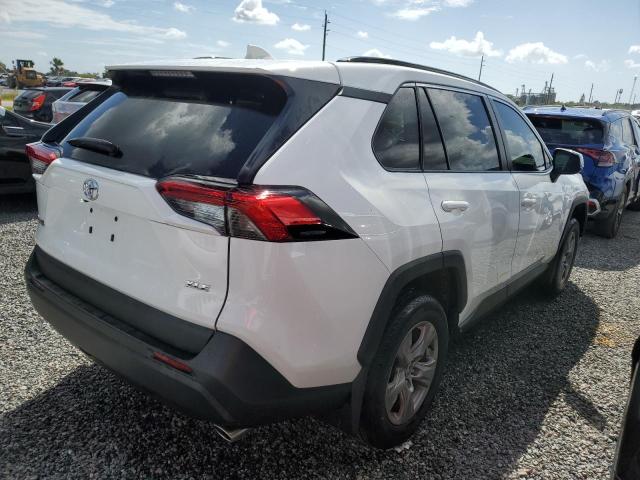 Photo 3 from auction – 2024 TOYOTA RAV4 XLE with VIN 2T3W1RFV5RW301032
