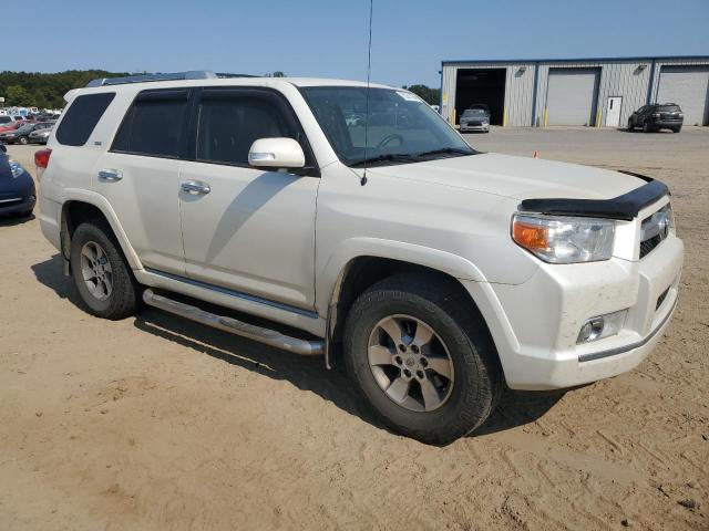 Photo 4 from auction – 2011 TOYOTA 4RUNNER SR with VIN JTEBU5JR2B5049614