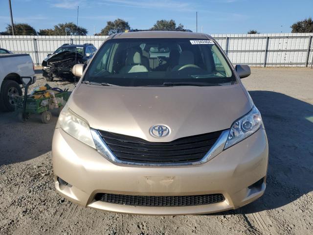 Photo 5 from auction – 2011 TOYOTA SIENNA LE with VIN 5TDJK3DC4BS007599