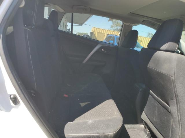 Photo 11 from auction – 2017 TOYOTA RAV4 XLE with VIN 2T3WFREVXHW320287