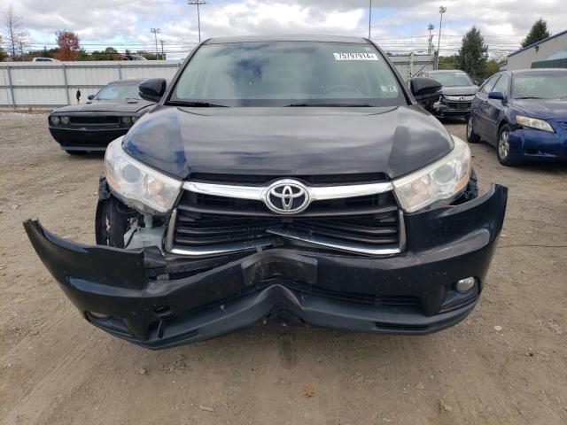 Photo 5 from auction – 2014 TOYOTA HIGHLANDER with VIN 5TDBKRFH3ES070133