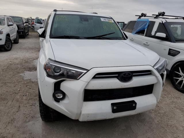 Photo 5 from auction – 2022 TOYOTA 4RUNNER SR with VIN JTEFU5JR5N5269903