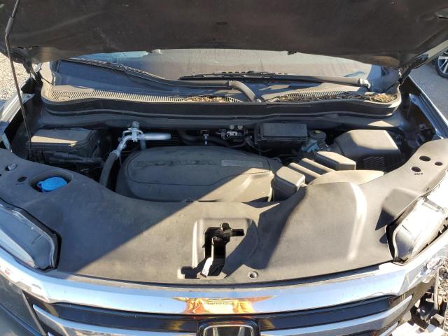 Photo 12 from auction – 2018 HONDA PILOT ELIT with VIN 5FNYF6H02JB041872