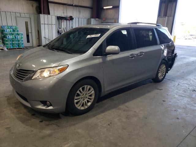 TOYOTA SIENNA XLE 2015 with VIN 5TDYK3DC6FS675666 - Photo from auction