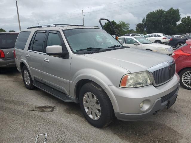 Photo 4 from auction – 2004 LINCOLN NAVIGATOR with VIN 5LMFU27R84LJ33567