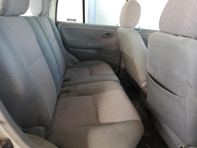 Photo 11 from auction – 2001 CHEVROLET TRACKER with VIN 2CNBE13C016930197