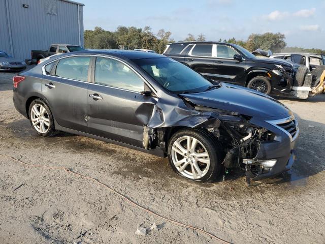 Photo 4 from auction – 2013 NISSAN ALTIMA 3.5 with VIN 1N4BL3AP2DC139537
