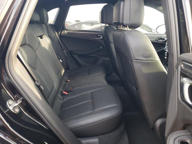 Photo 10 from auction – 2023 PORSCHE MACAN GTS with VIN WP1AF2A5XPLB57440