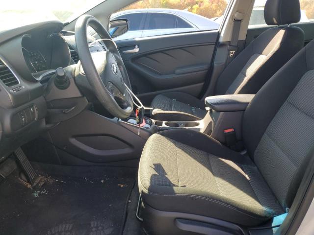 Photo 7 from auction – 2017 KIA FORTE LX with VIN 3KPFK4A78HE160119