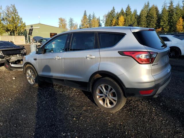 Photo 2 from auction – 2017 FORD ESCAPE SE with VIN 1FMCU9GD1HUB03037