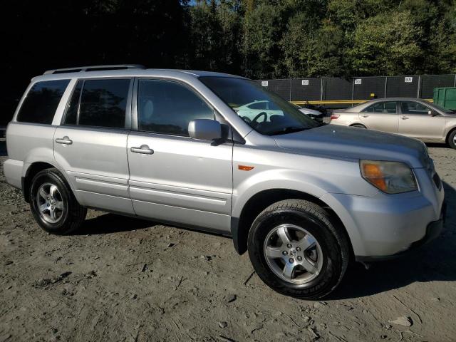 Zdjęcie 4 z aukcji – 2006 HONDA PILOT EX z VIN 5FNYF285X6B012499
