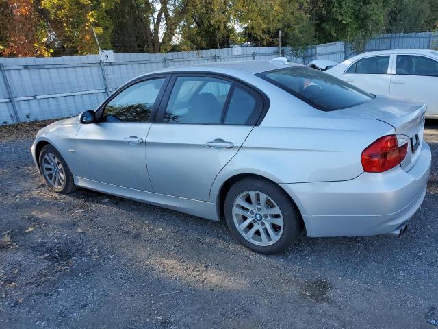 Photo 2 from auction – 2006 BMW 325 XI with VIN WBAVD13576KV10296