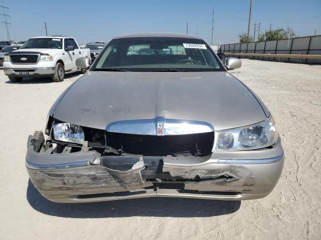 Photo 5 from auction – 2000 LINCOLN TOWN CAR S with VIN 1LNHM82W7YY831320