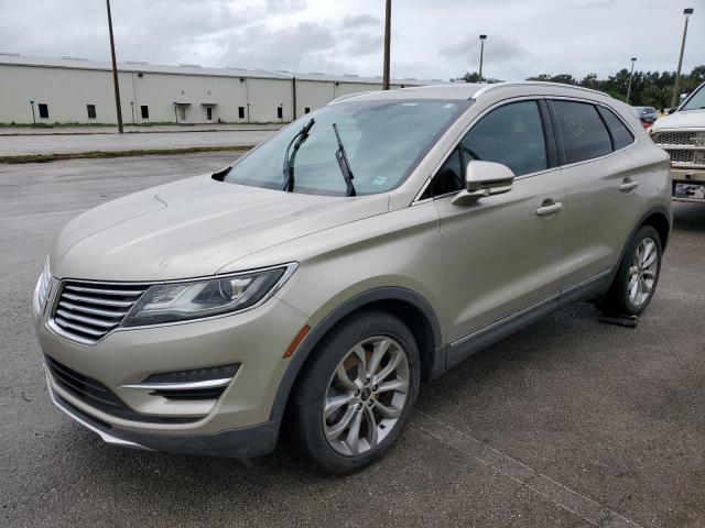 LINCOLN MKC 2015 with VIN 5LMCJ1A96FUJ03382 - Photo from auction