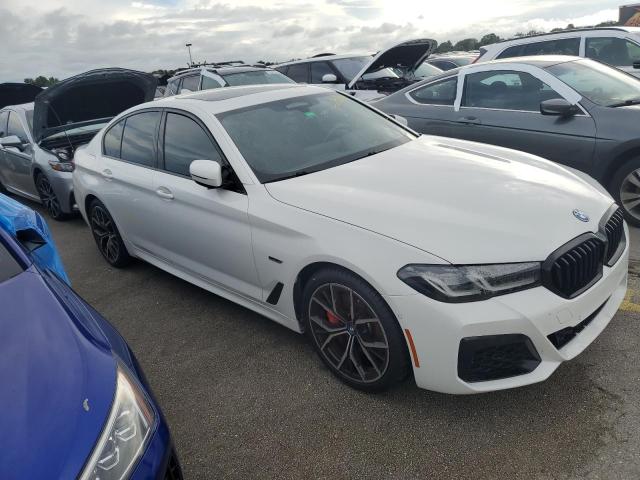 Photo 4 from auction – 2022 BMW 530E with VIN WBA13AG05NCK61795