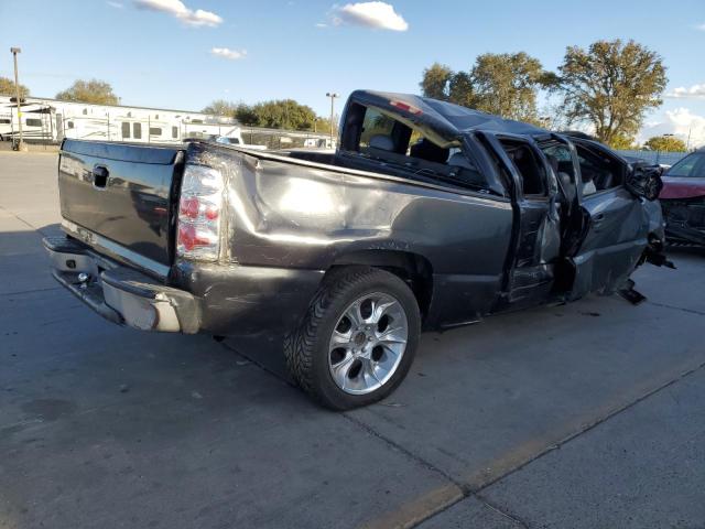 Photo 3 from auction – 2003 CHEVROLET SILVERADO with VIN 2GCEC19X731200210