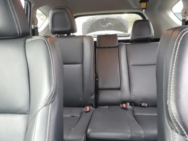 Photo 10 from auction – 2017 TOYOTA RAV4 LIMIT with VIN JTMDFREV3HD221296