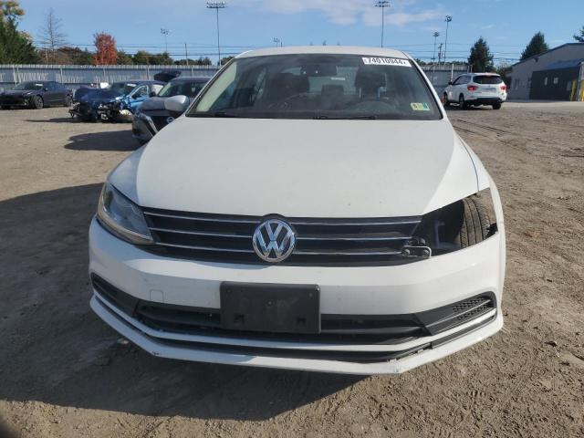 Photo 5 from auction – 2017 VOLKSWAGEN JETTA S with VIN 3VW2B7AJ6HM236290