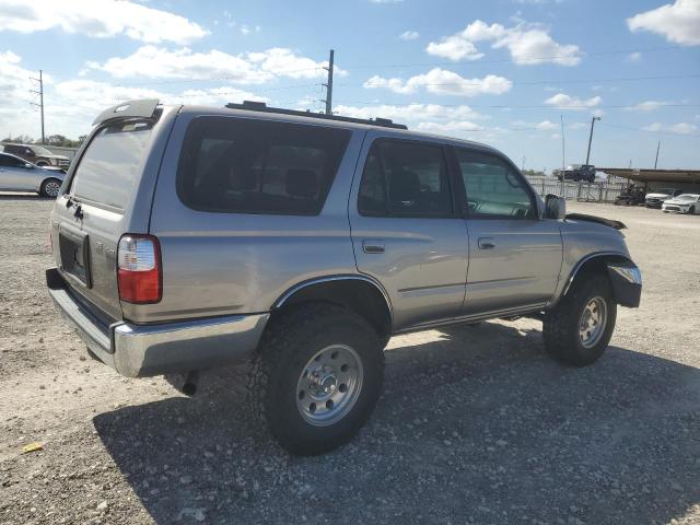 Photo 3 from auction – 2001 TOYOTA 4RUNNER SR with VIN JT3HN86R010346659