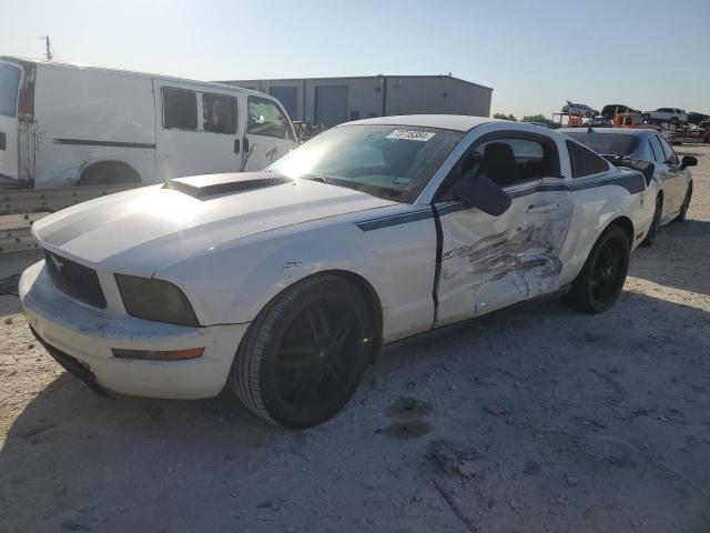 FORD MUSTANG 2007 with VIN 1ZVFT80N175244827 - Photo from auction