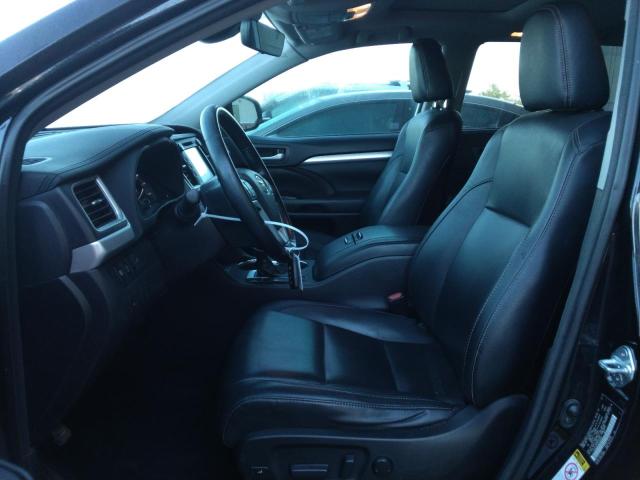 Photo 7 from auction – 2017 TOYOTA HIGHLANDER with VIN 5TDJZRFH2HS386022