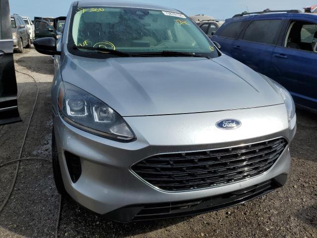 Photo 5 from auction – 2022 FORD ESCAPE SE with VIN 1FMCU0BZ5NUA85796