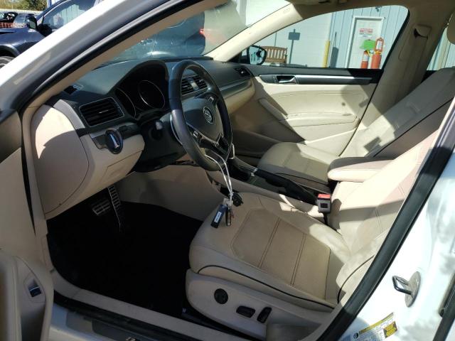 Photo 7 from auction – 2016 VOLKSWAGEN PASSAT S with VIN 1VWAT7A33GC065833