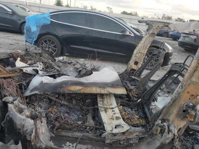 Photo 7 from auction – 2021 TESLA MODEL S with VIN 5YJSA1E66MF453183