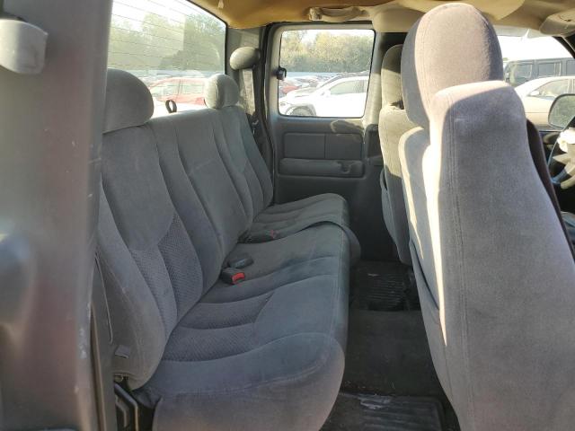 Photo 10 from auction – 2004 CHEVROLET SILVERADO with VIN 2GCEC19T641245105