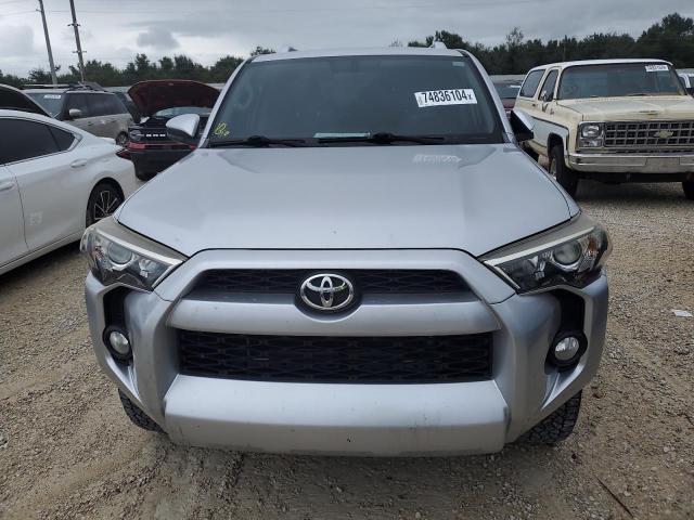 Photo 5 from auction – 2016 TOYOTA 4RUNNER SR with VIN JTEZU5JR8G5129067