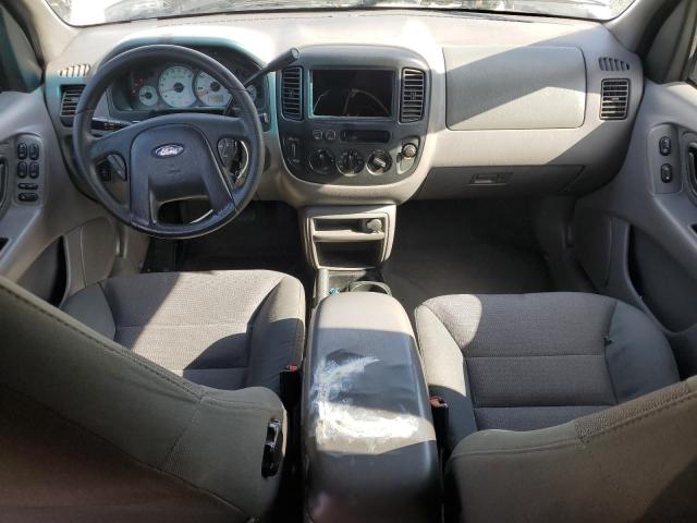 Photo 8 from auction – 2001 FORD ESCAPE XLT with VIN 1FMYU04121KB50932