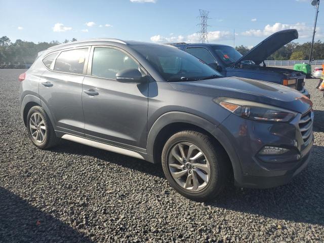 Photo 4 from auction – 2017 HYUNDAI TUCSON LIM with VIN KM8J3CA46HU509427