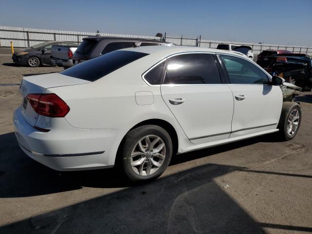 Photo 3 from auction – 2016 VOLKSWAGEN PASSAT S with VIN 1VWAT7A31GC028862
