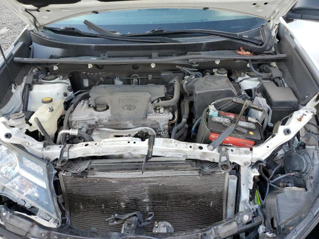 Photo 11 from auction – 2015 TOYOTA RAV4 LE with VIN 2T3BFREV5FW239824